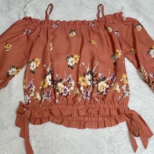 Long sleeve cropped top